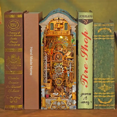 Book Nook - Torre dell'Orologio