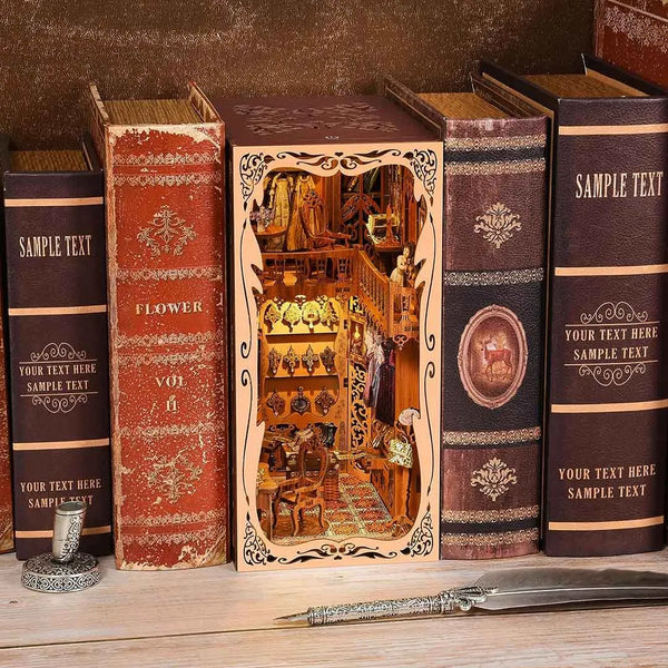 Book Nook - Splendido Guardaroba della Duchessa