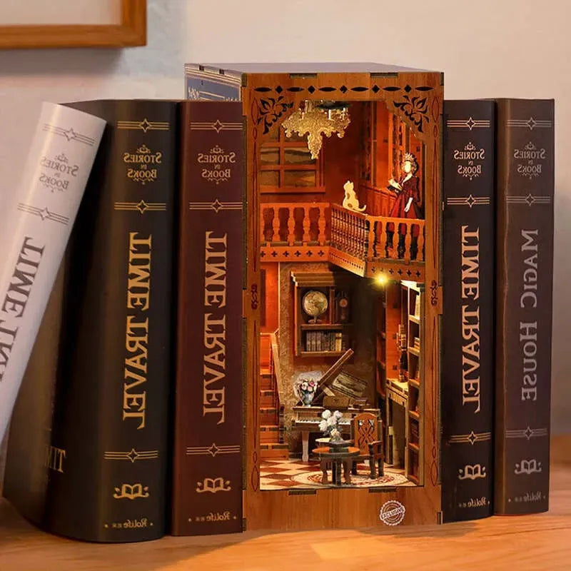 Book Nook - Piccolo Edificio di Grimm