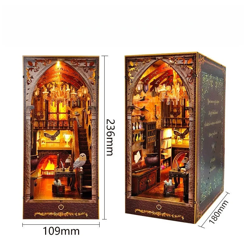 Wizard School Alley book nook kit β detail view 7