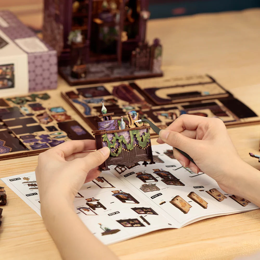 Book Nook Kit - Libreria di Astrologia