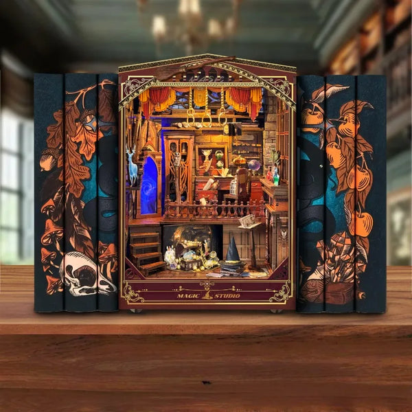 Book Nook - Studio Magico