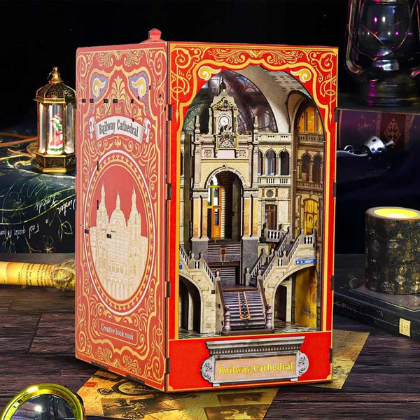 Book Nook - Cattedrale Ferroviaria