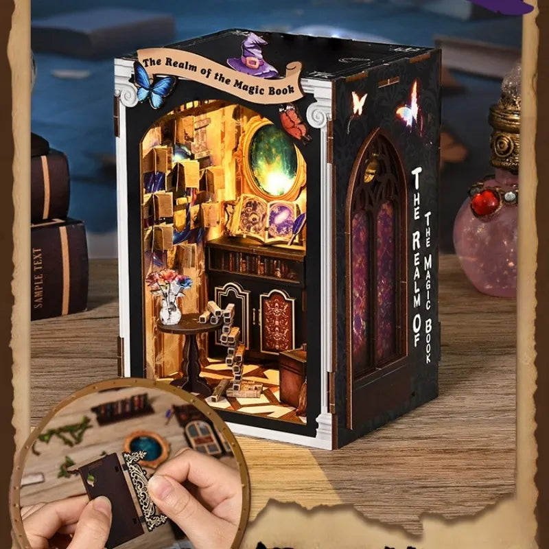 Book Nook - Il Regno del Libro Magico