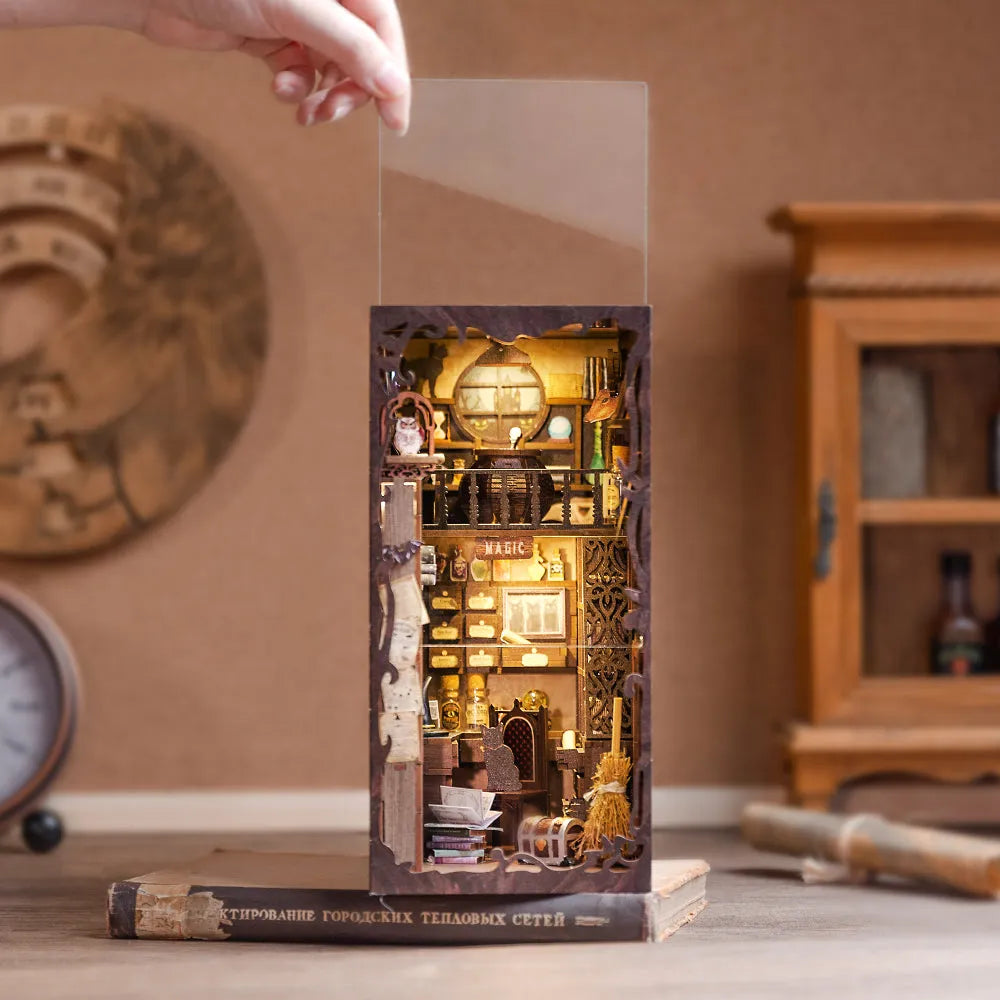 Book Nook - Farmacista Magico