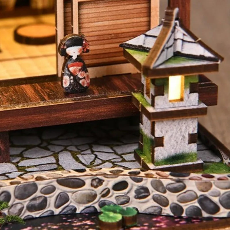 Kit Casa in Miniatura - Giardino Armonia con Lanterna di Muschio