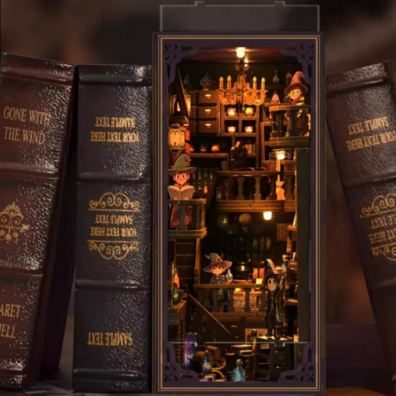 Book Nook - Maestro di Alchimia