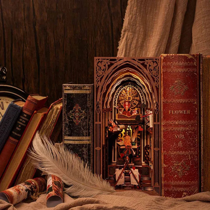 Book Nook - Le Prove di Alice