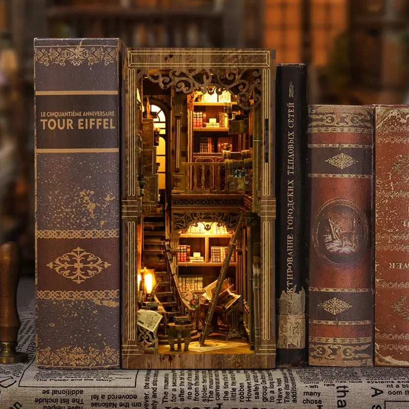Book Nook - Sala della Collezione di Libri Antichi