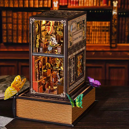 Book Nook - Sala della Collezione di Farfalle
