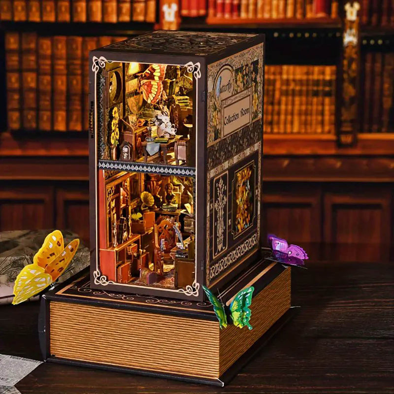 Book Nook - Sala della Collezione di Farfalle