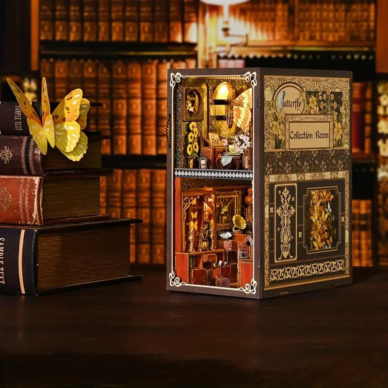 Book Nook - Sala della Collezione di Farfalle