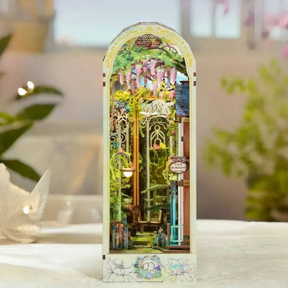 Book Nook - Giardino di Giverny