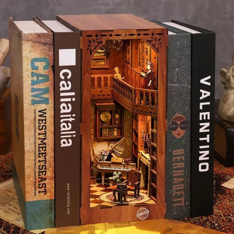 Book Nook - Piccolo Edificio di Grimm
