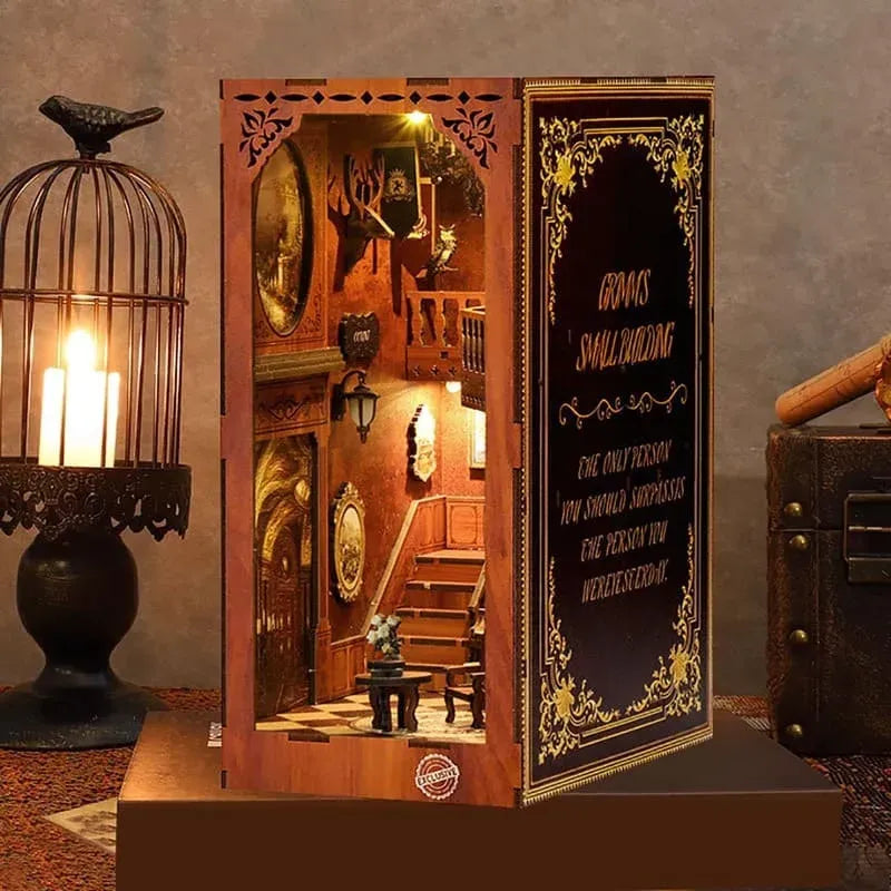 Book Nook - Piccolo Edificio di Grimm
