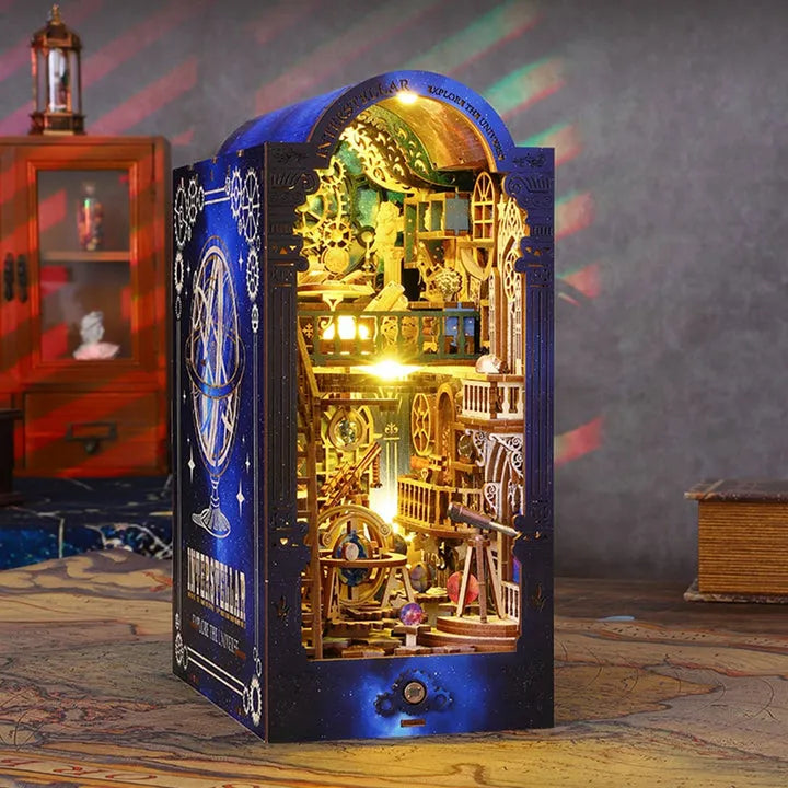 Book Nook - Esplorazione Interstellare