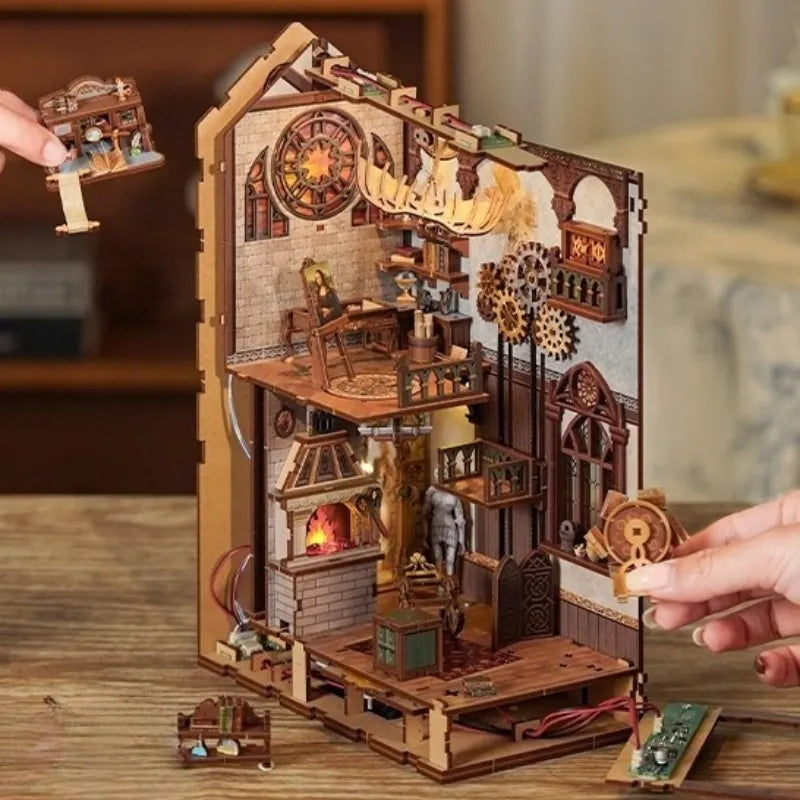 Book Nook - Leonardo Da Vinci