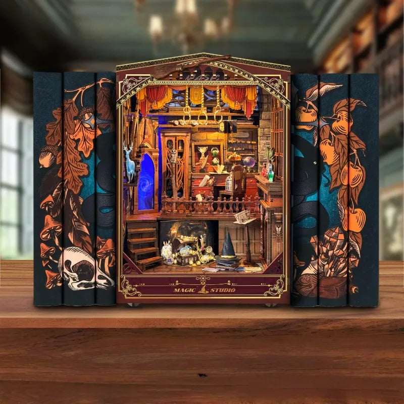 Book Nook - Studio Magico