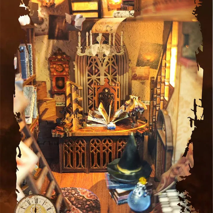 Book Nook - Mondo Magico