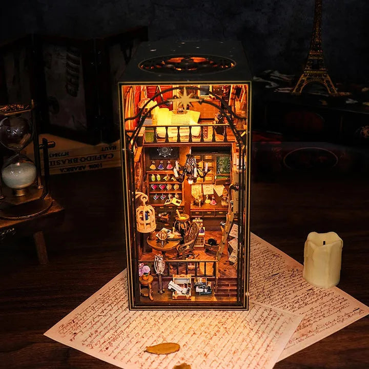 Book Nook - Casa Magica di Mira