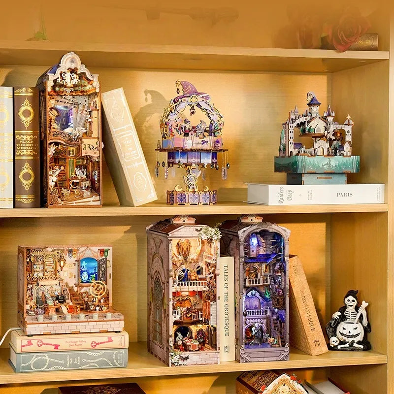 Book Nook - Carnevale dei Mostri