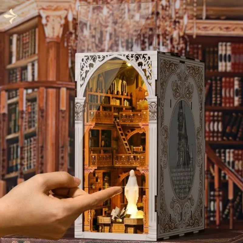 Book Nook - Biblioteca Pubblica