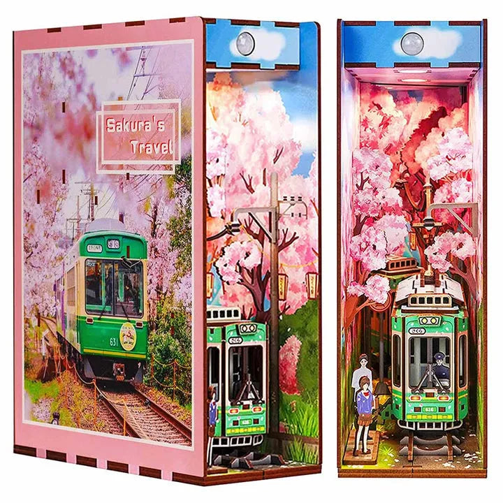 Book Nook - Viaggio di Sakura