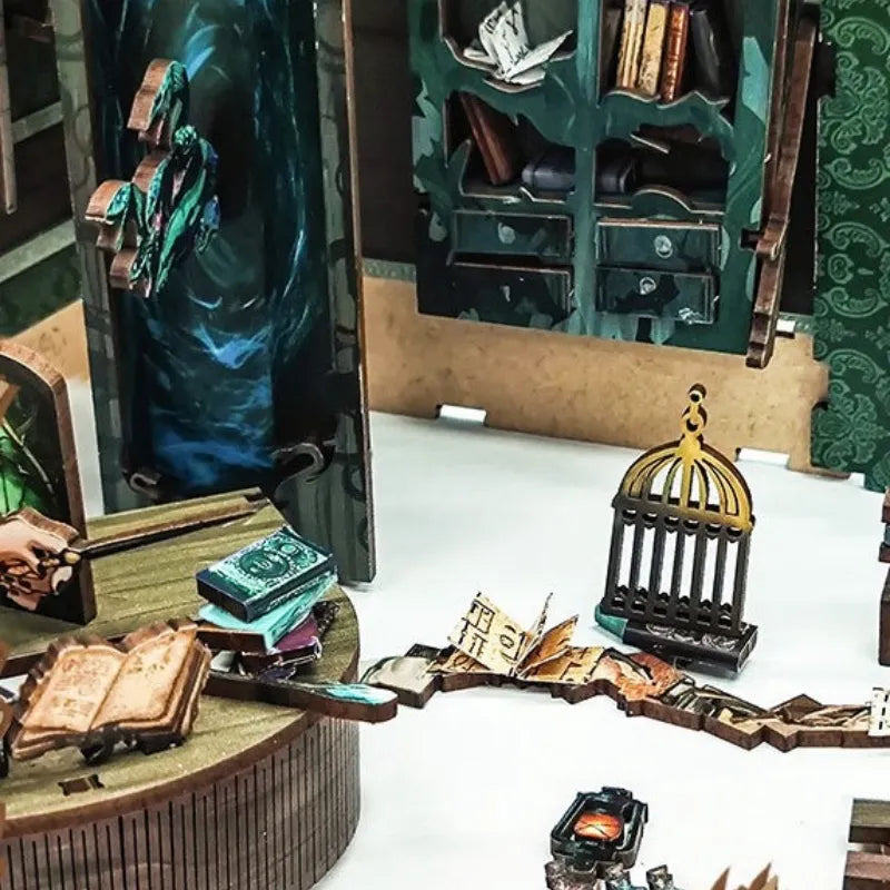 Book Nook - Casa del Serpente