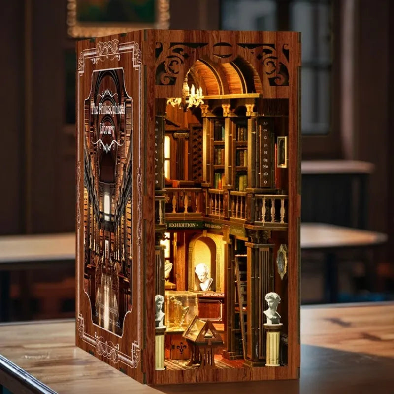 Book Nook - La Biblioteca Filosofica