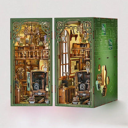 Book Nook - La Signora del Radio