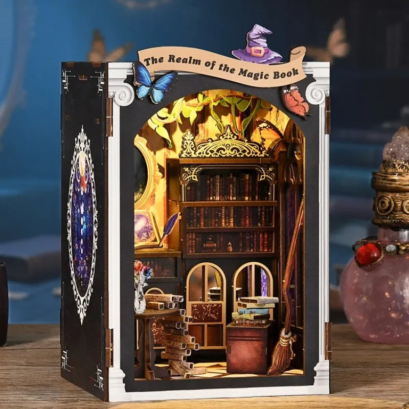 Book Nook - Il Regno del Libro Magico