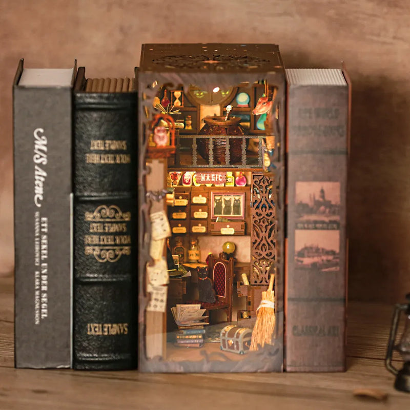 Book Nook - Farmacista Magico